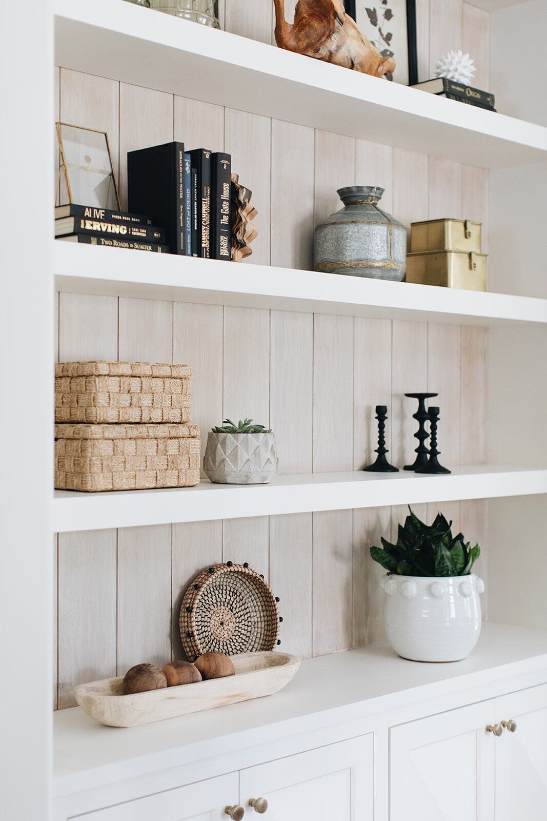 Shelf Items — Forrest, IL — Knapp Kitchens