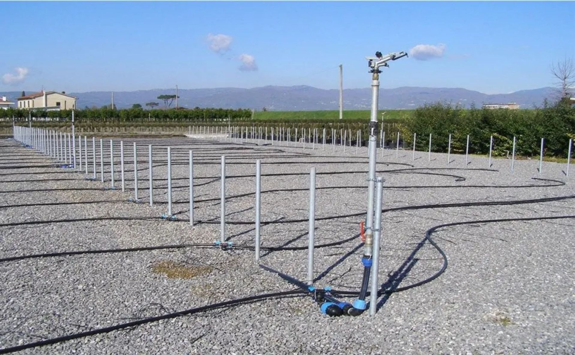 Impianto irrigazione campo
