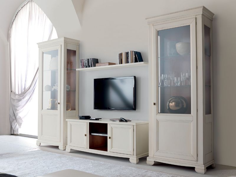 Credenze in legno chiaro