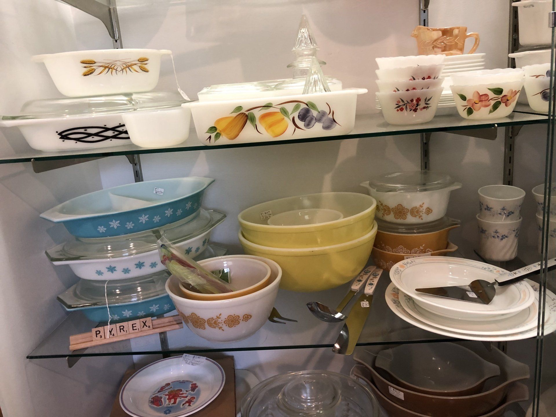 Pyrex-Vintage and Antique Furniture and Collectibles in Bouckville, New York