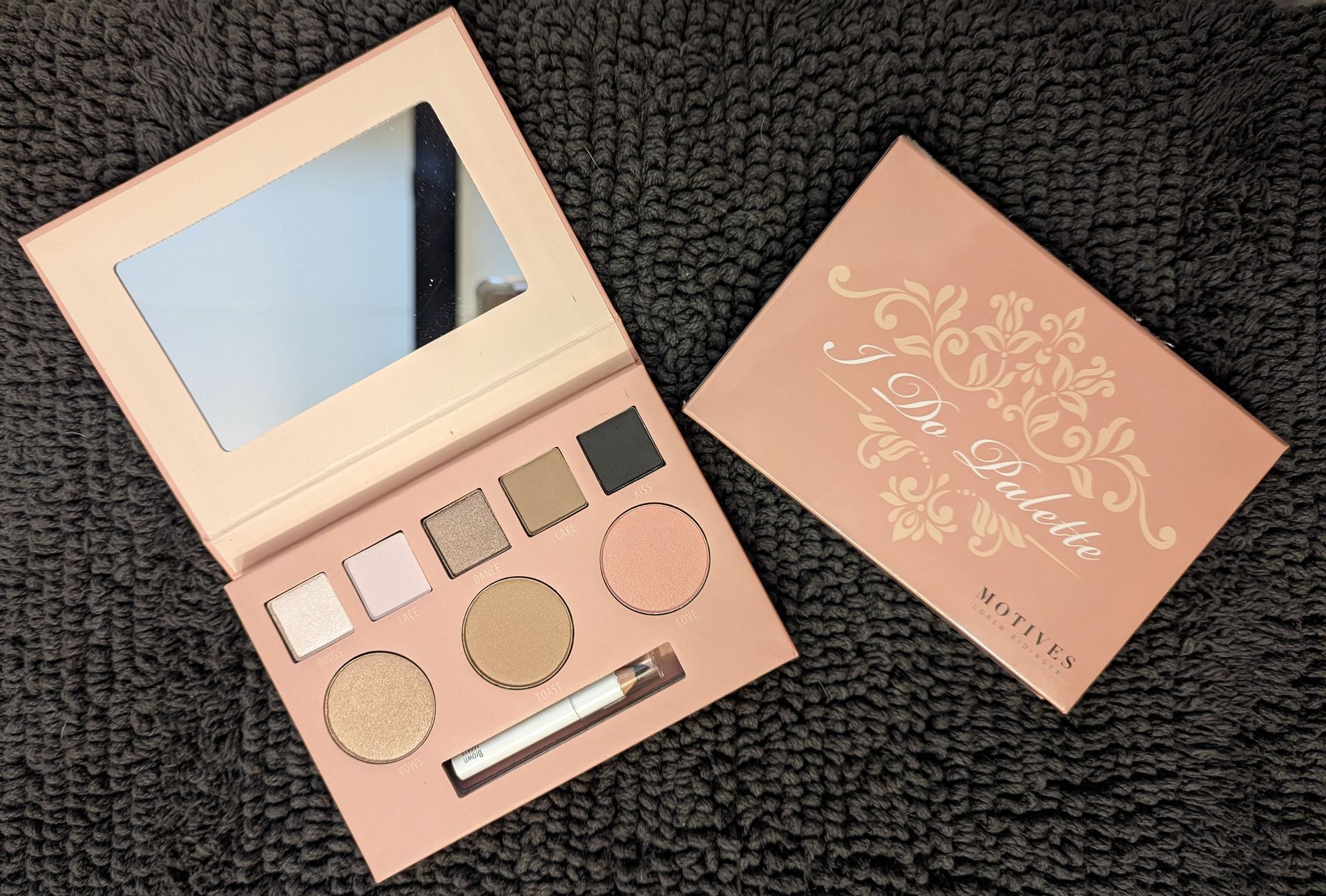 Motives® I Do Palette