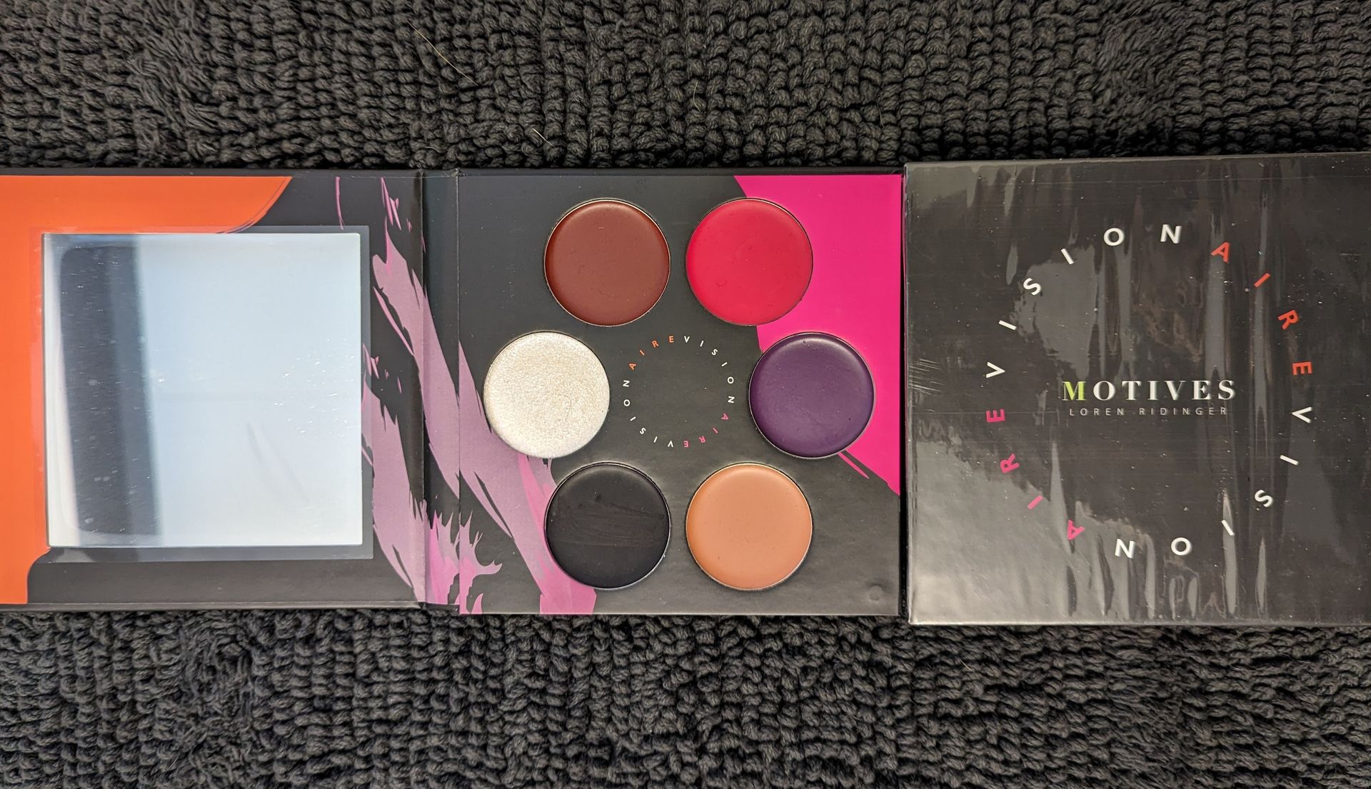 Motives® Dual Purpose Crème Palette