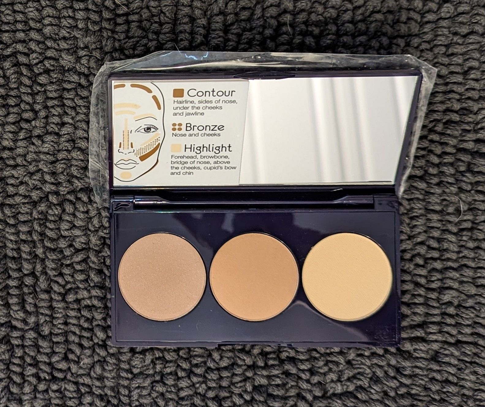 Motives® Contour, Bronze and Highlight Kit