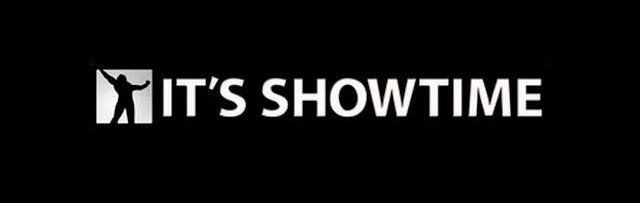 Een zwart-wit logo voor de showtime