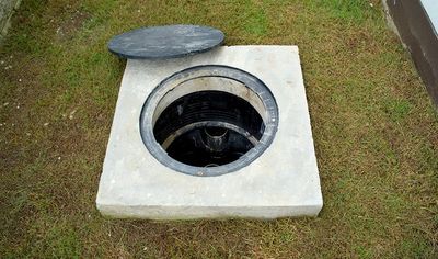 Grease Trap — A Hole Of Grease Trap in Normal, IL