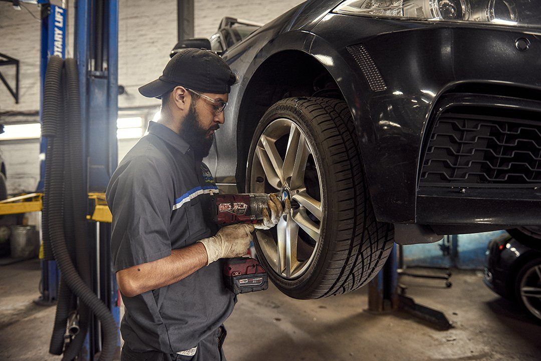 Seasonal Auto Maintenance Tips: Maintain Your Lorry in Top Shape Year-Round thumbnail