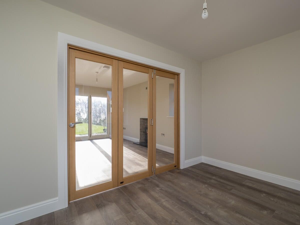 room separating door