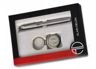 Pen and keychain set in a box with the 