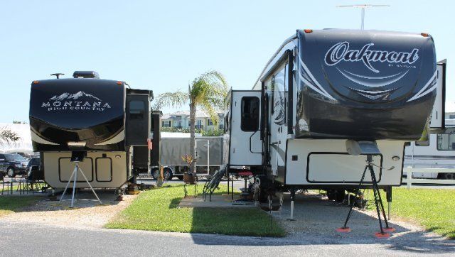 Two Different RV Trailer — Delray Beach, FL — Del-Raton RV Park & Trailer Sales