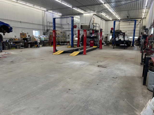 Inside of our garage | Itasca Automotive