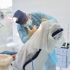 cirujano oral