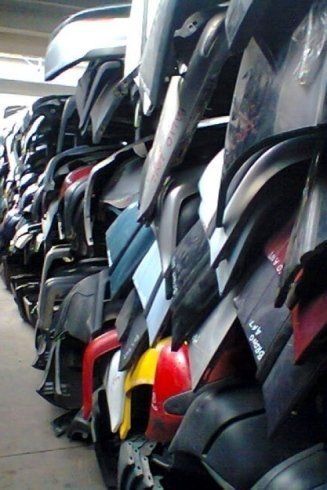 vendita di pezzi di ricambio per auto