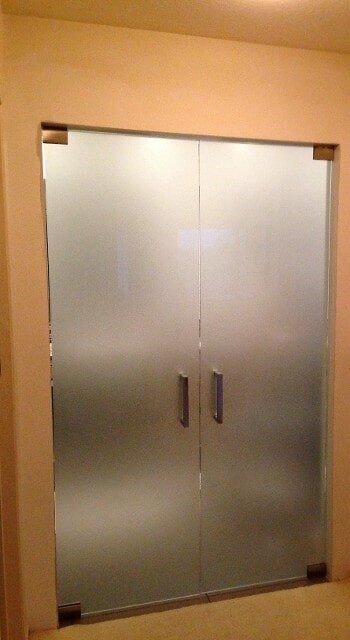 Frameless doors installed in Oxnard, CA