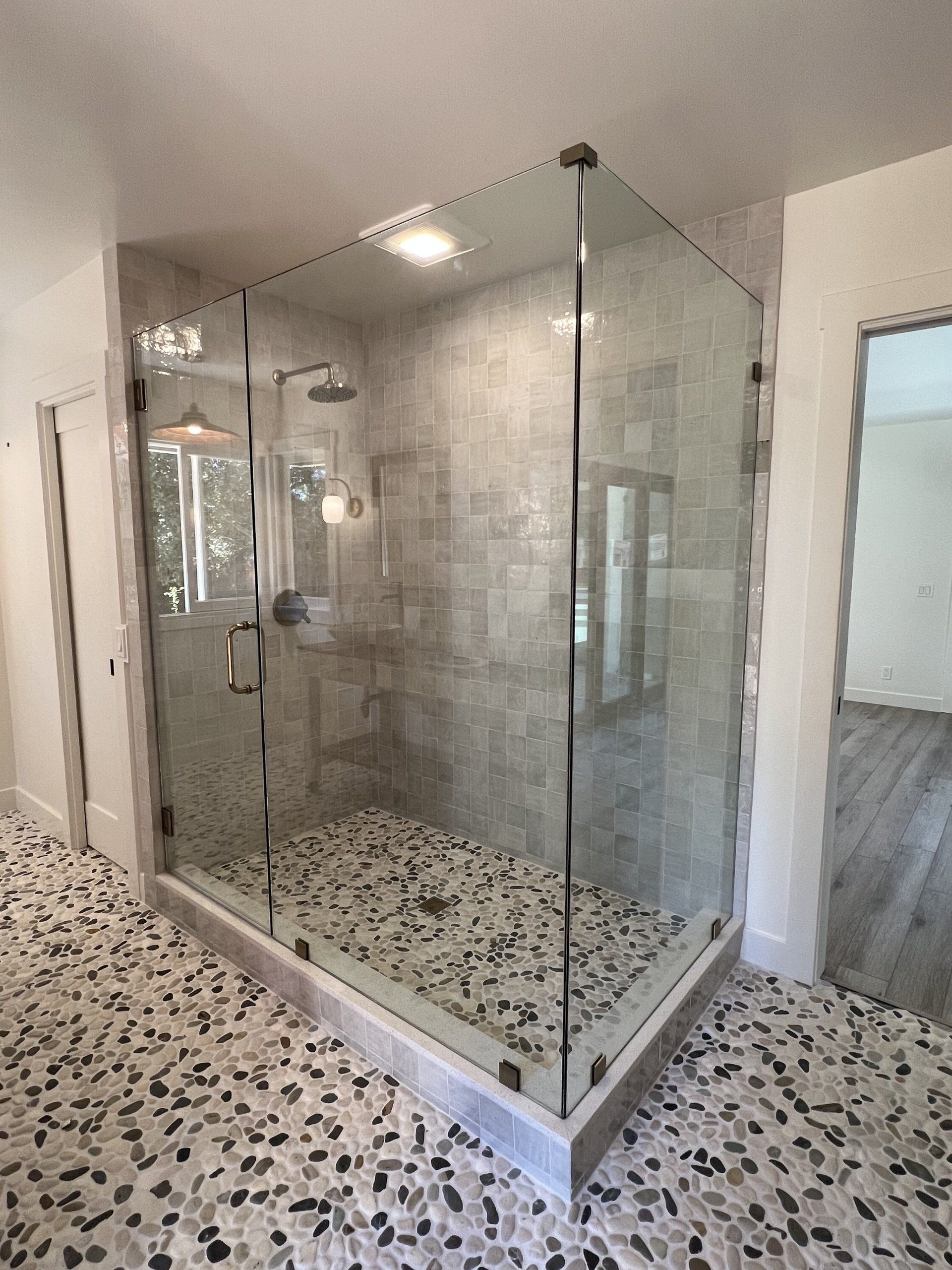 Frameless shower installed in Ojai, CA