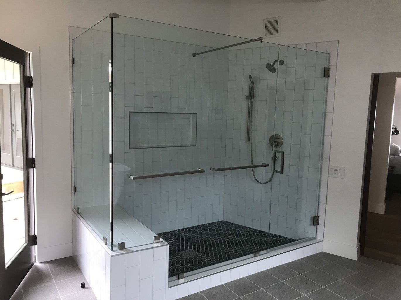 Shower Doors and Enclosures Ventura CA, Oxnard , Camarillo, Santa