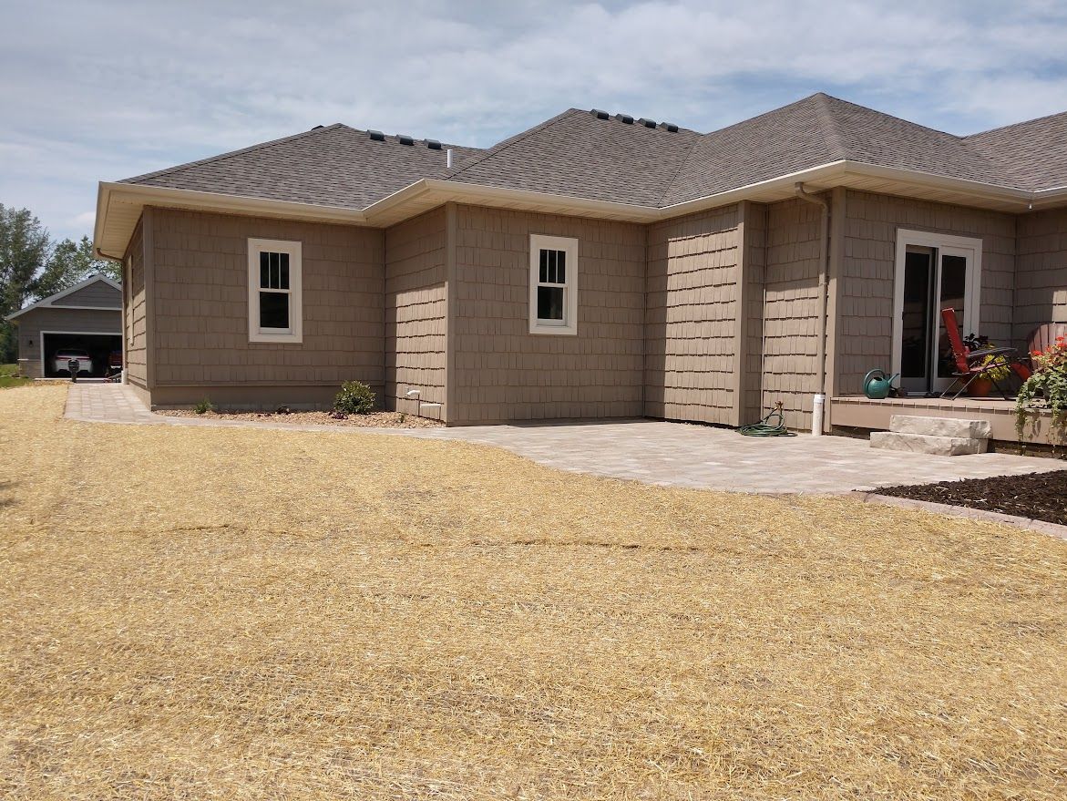 new lawn and landscaping contractor