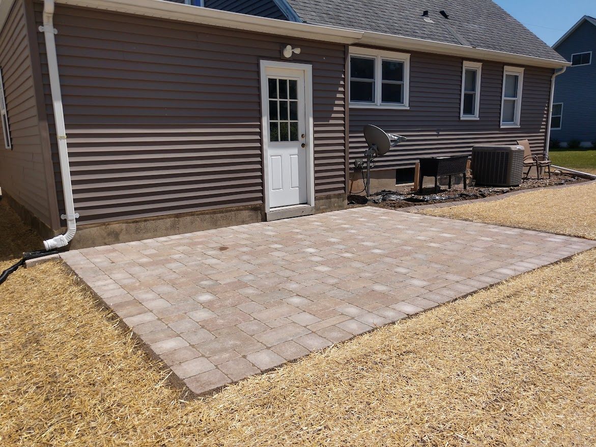 patio paver installer