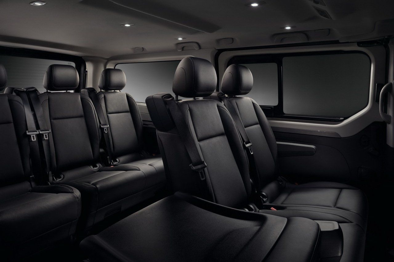 Vachoux limousine Genève intérieur Mercedes Vito & Classe V