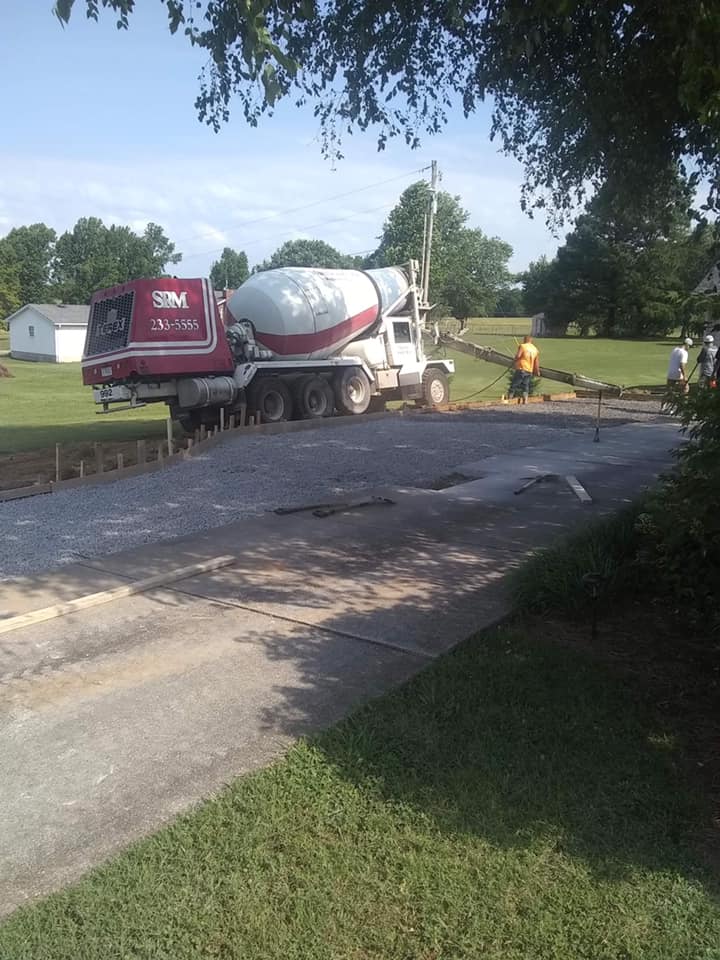 concrete driveway contractor
