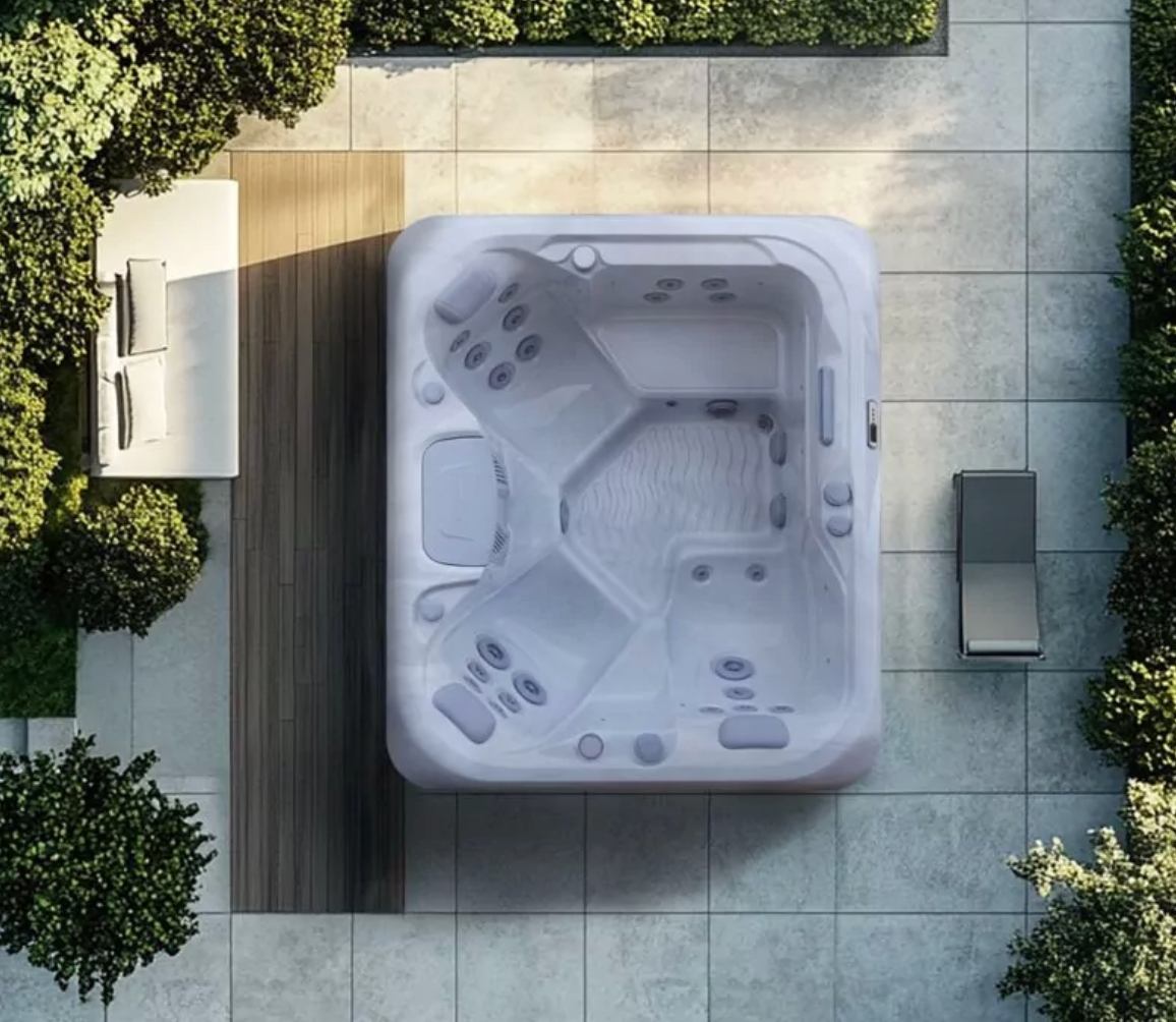AquaSolus Brook Hot Tub