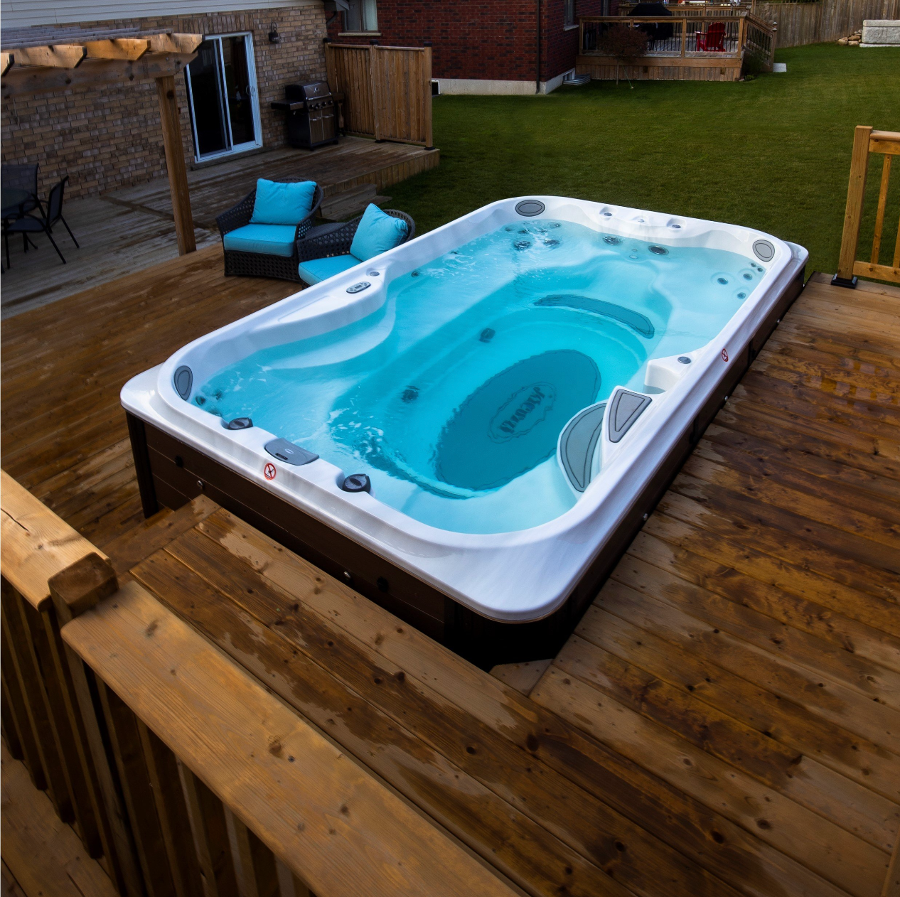 Jacuzzi PowerPlay J-13 Swim Spa