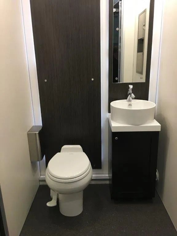 Toilet And Sink — Puunene, HI — Pacific Portables