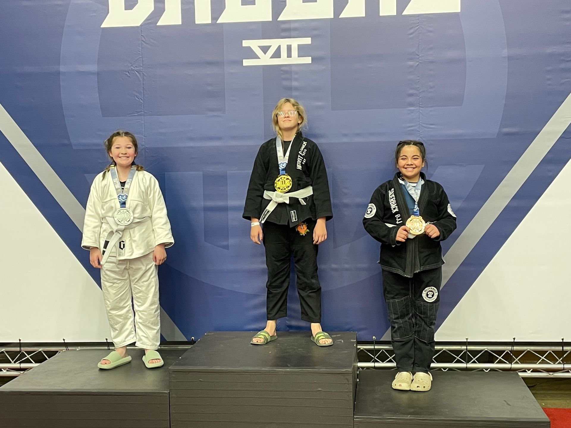 Mineral Wells Jiu Jitsu - 10 year old takes a gold medal in her first tournament.