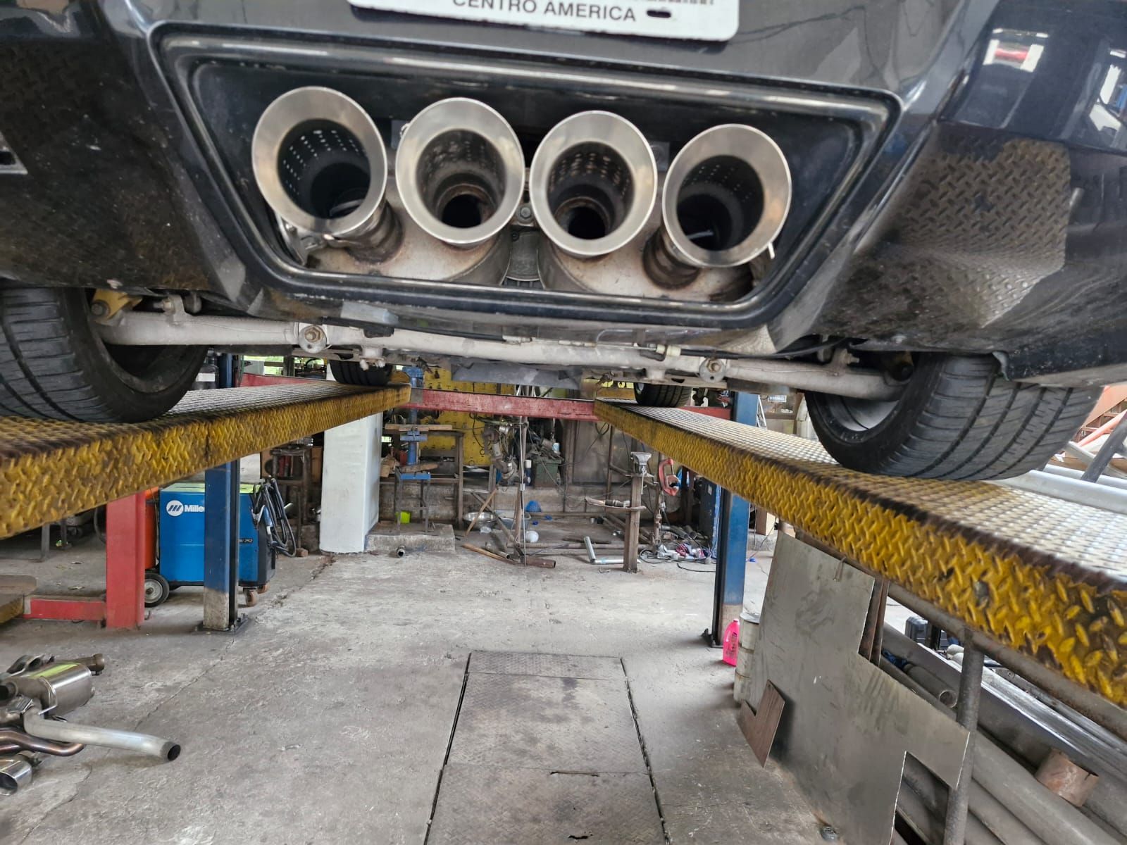 Automuffle Salvadoreño