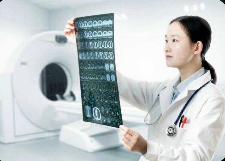 DRA. GABRIELA VICENTE FLORES