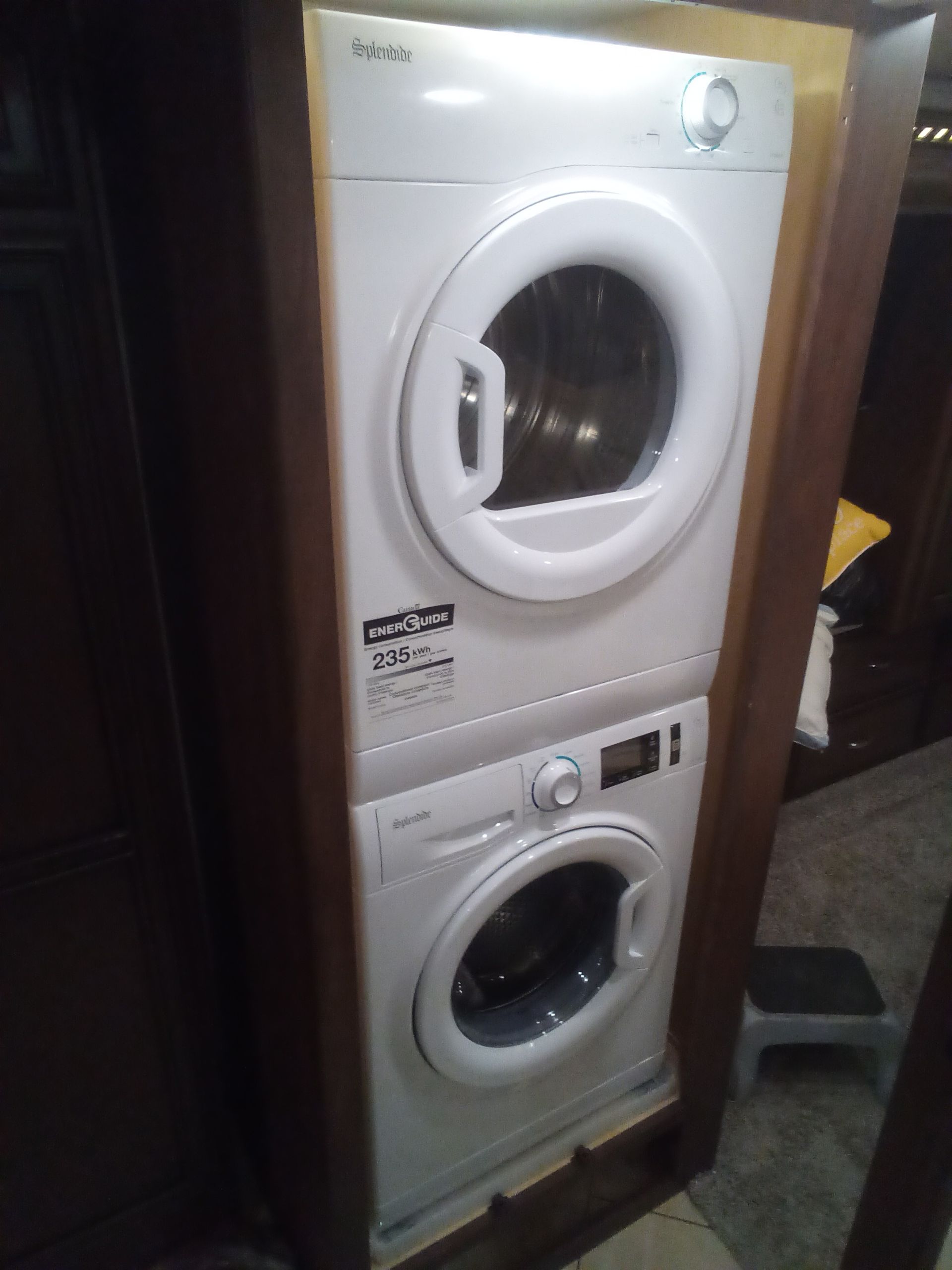 Two Laundry Machines | Union, MO | 3R RV & Horse Trailer