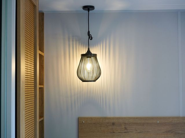 Hängelampe im Schlafzimmer
