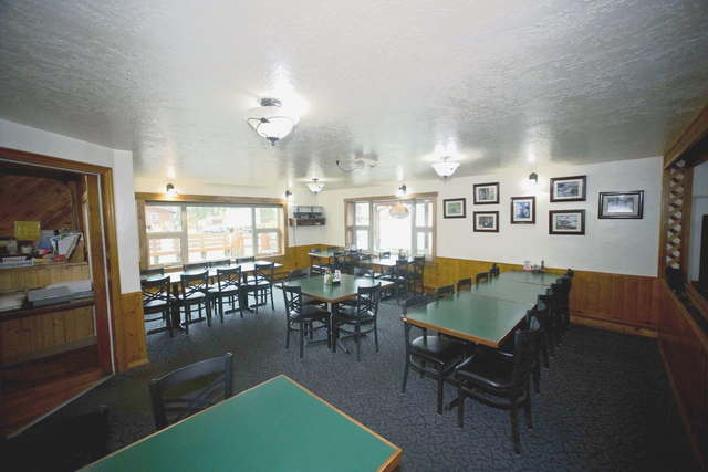 Dinner Tables | Healy, AK | Denali Totem Inn