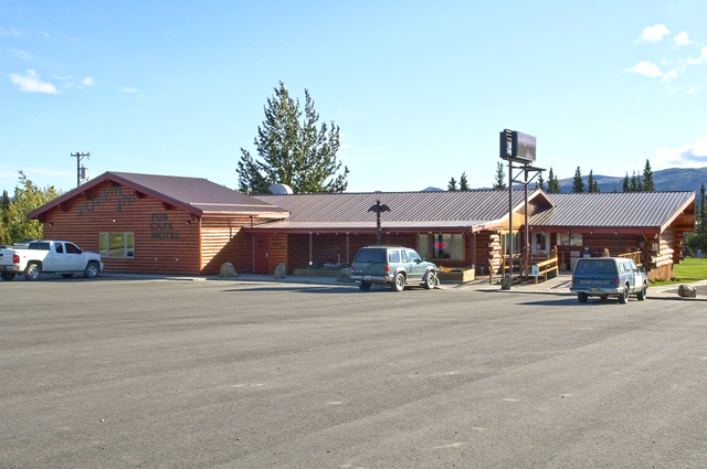 Car Park | Healy, AK | Denali Totem Inn
