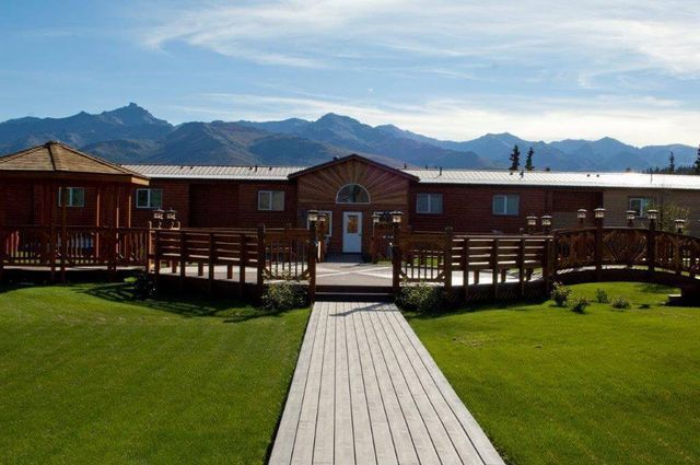 Front View Of A House | Healy, AK | Denali Totem Inn