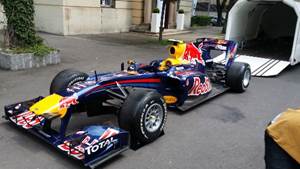 RBL, Sondertransport, Sondertransport Vermietung, Red Bull, Rennauto Transport
