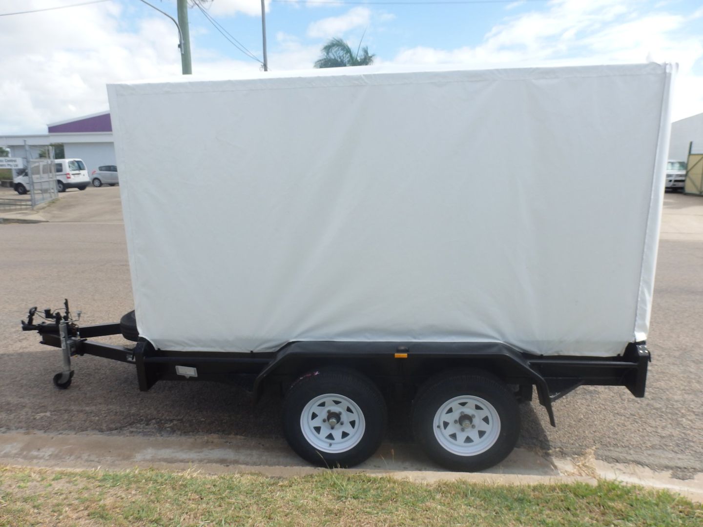 Trailer Cover White — Budget Trailers in Garbutt, QLD