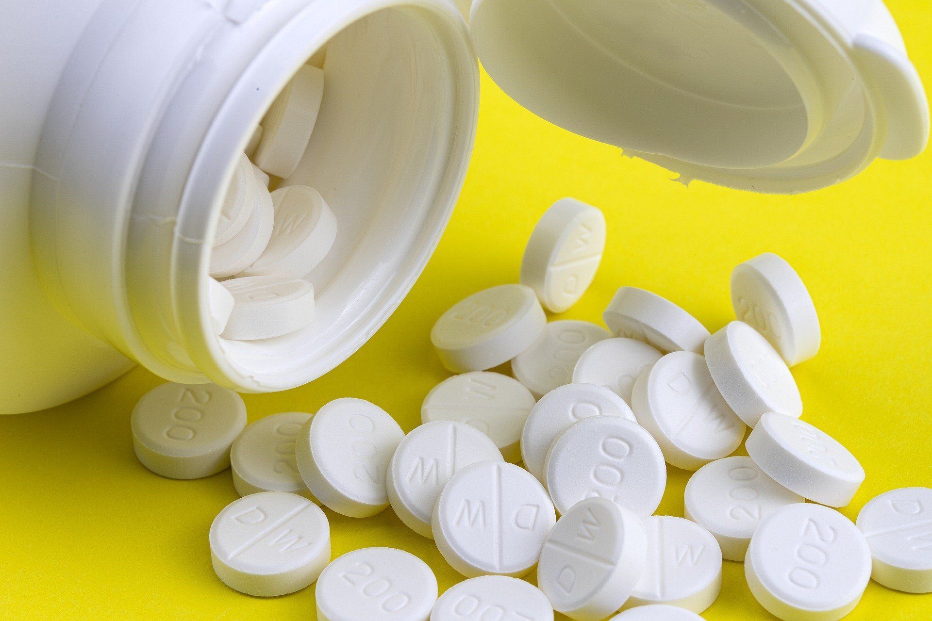 Frasco de pastillas de la industria farmaceútica Frasco de pastillas de la industria farmaceútica
