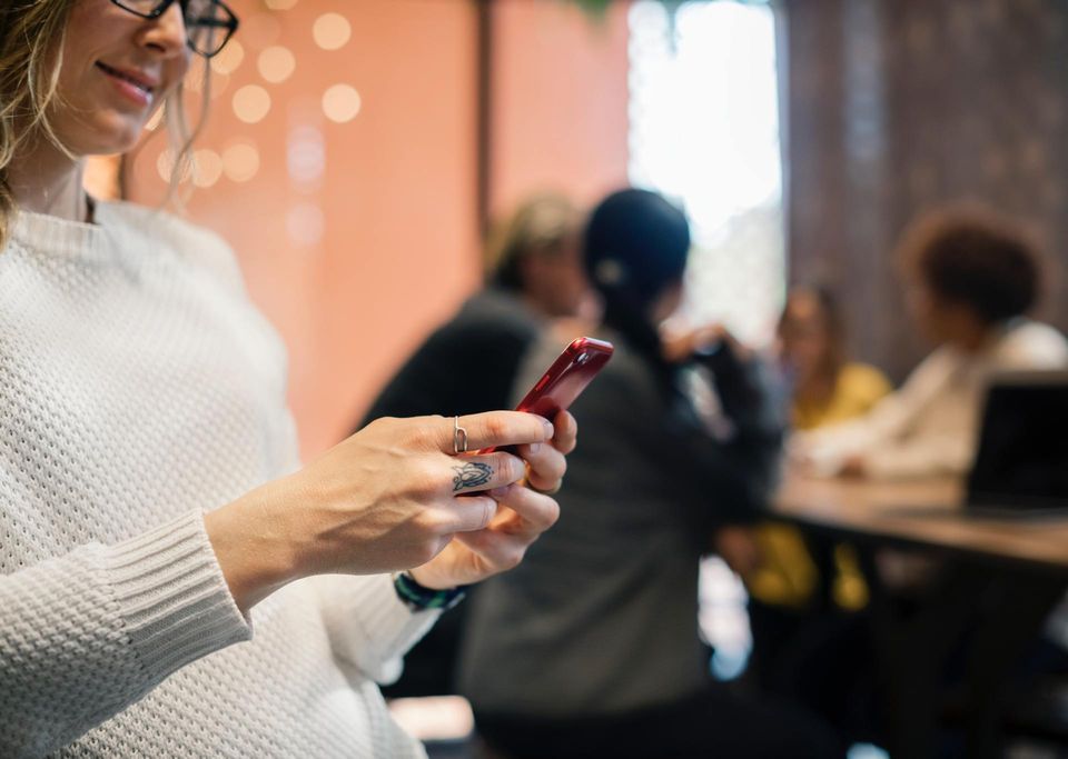 ¿Clientes nuevos? Vea cómo el marketing en redes sociales lo hace. ¿Clientes nuevos? Vea cómo el marketing en redes sociales lo hace.