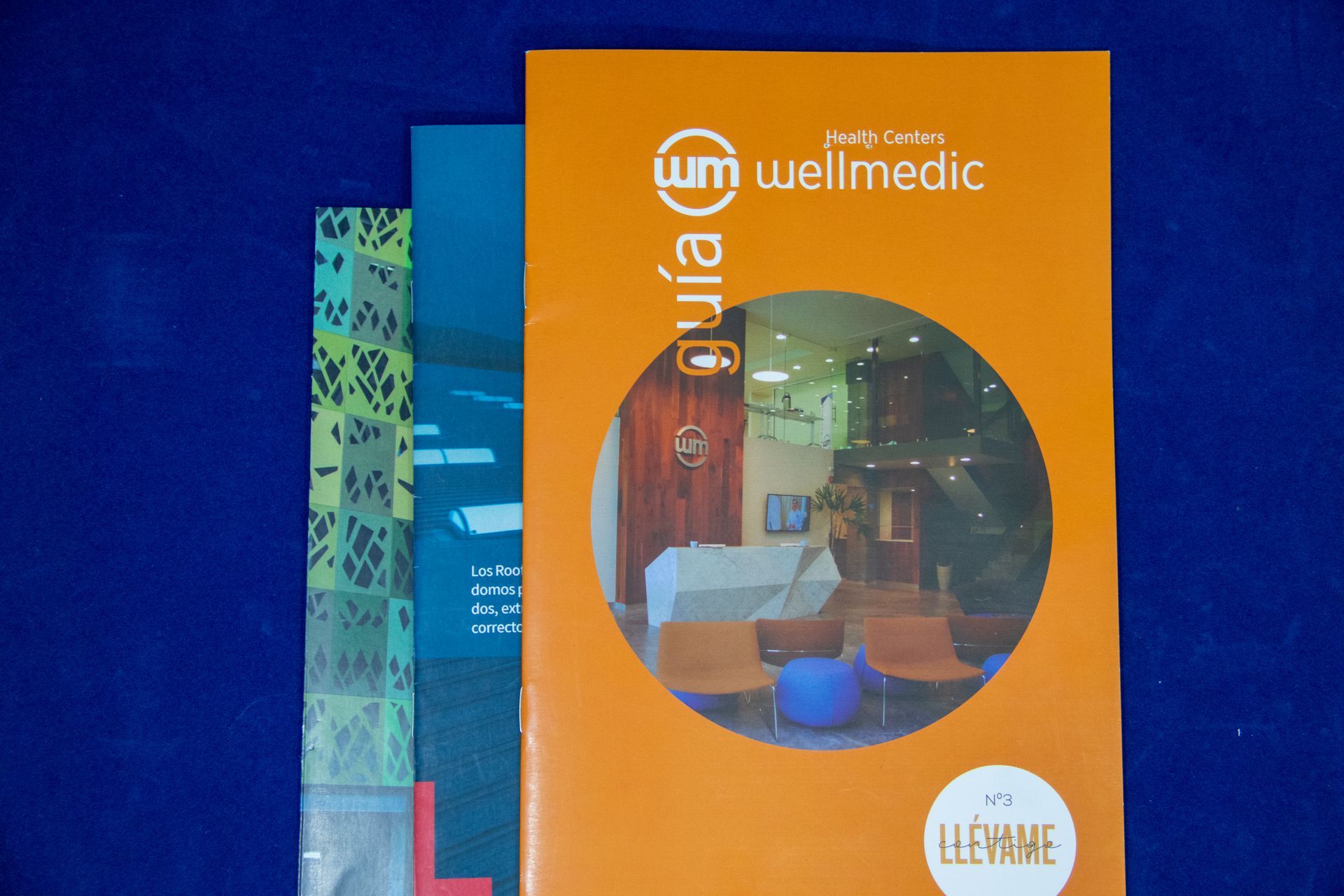 folletos multicolor con diseño clásico para la publicidad impresa en empresas folletos multicolor con diseño clásico para la publicidad impresa en empresas