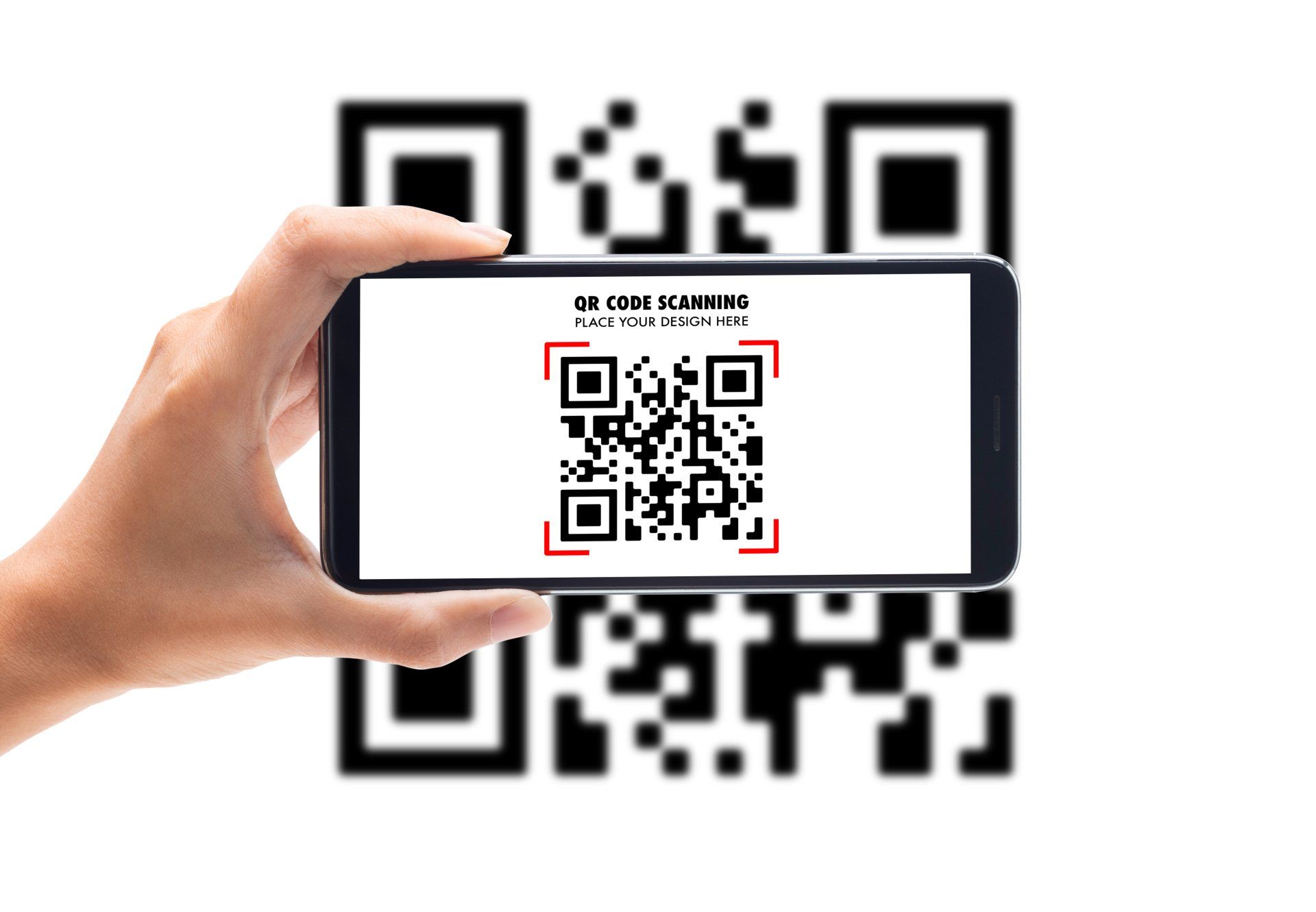 Mano usando la plantilla de maqueta de código qr de escaneo de teléfonos inteligentes móviles