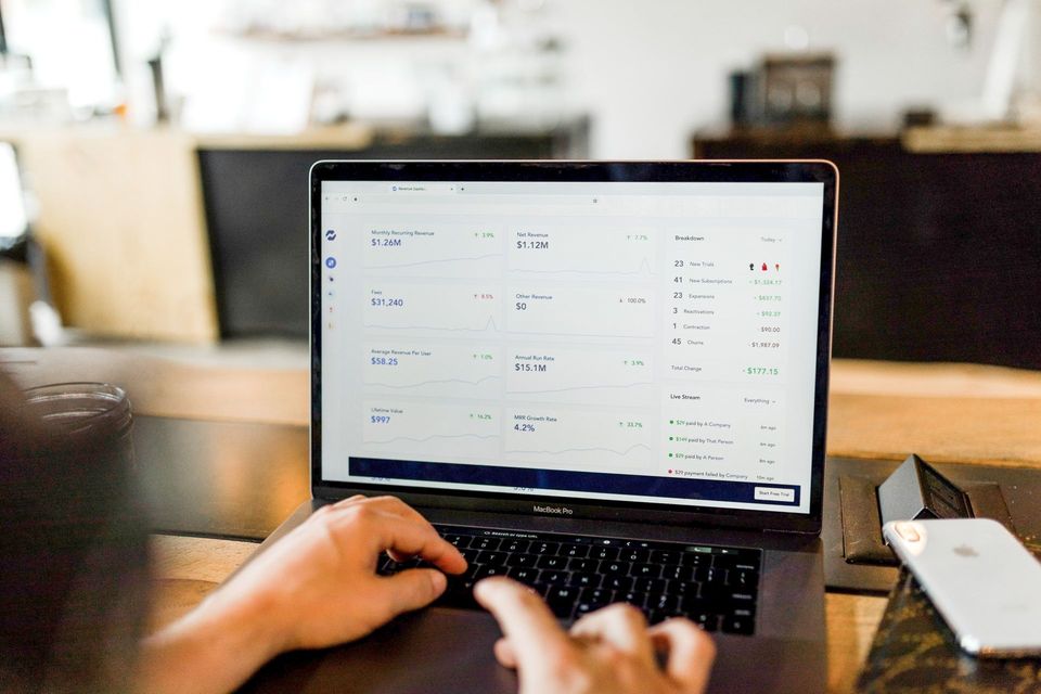 ¿Qué es un CRM, es necesario, y para qué le sirve a mi negocio? ¿Qué es un CRM, es necesario, y para qué le sirve a mi negocio?