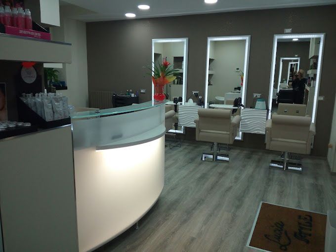 foto salone, le postazioni