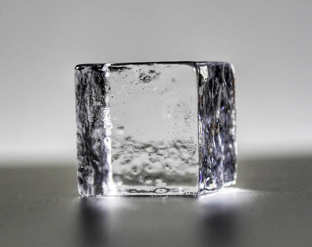 Clear Large Cubed Ice