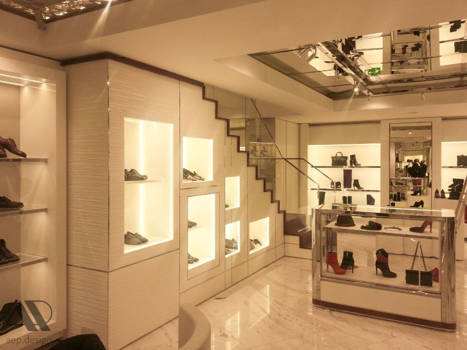 interno del negozio Loriblu Londra