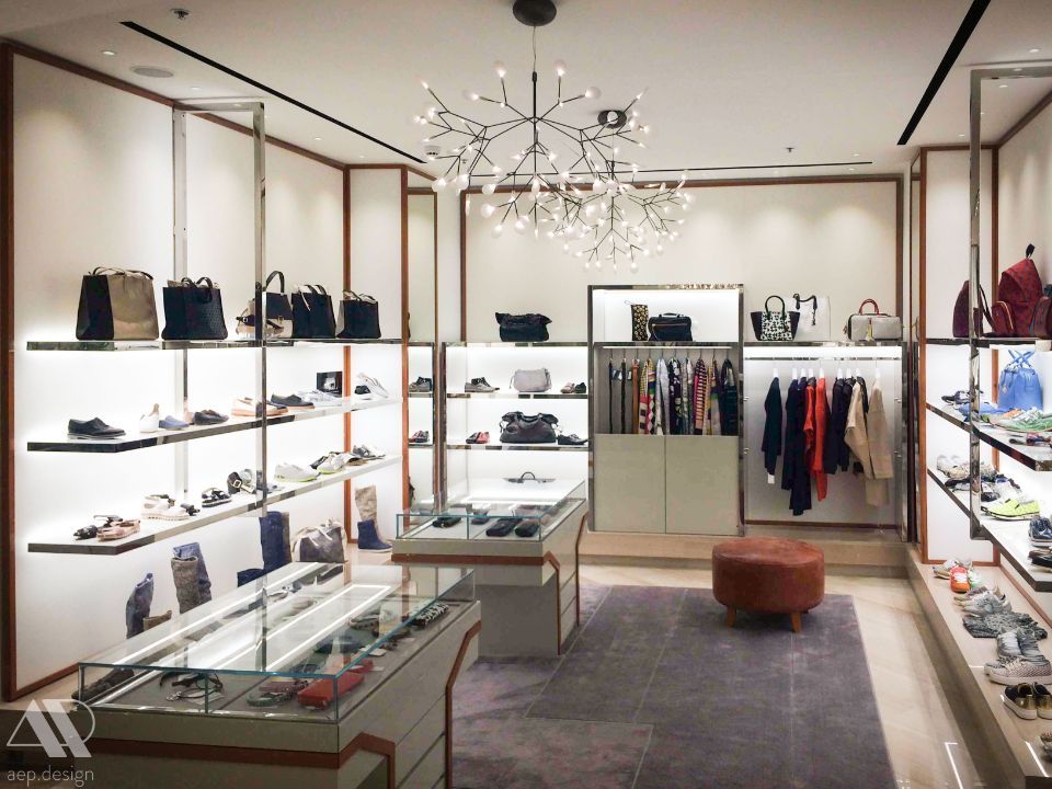 edificio per il retail di scarpe e accessori