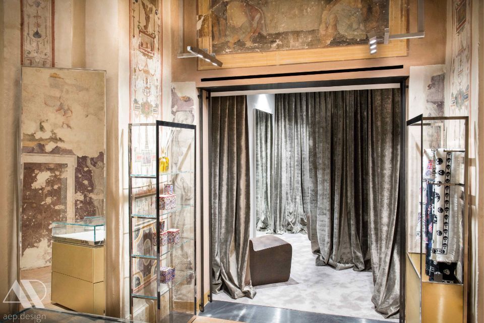 soluzione elegante per il design di interni di uno spazio di retail