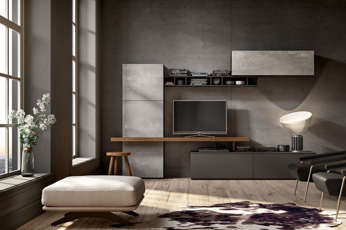 Un soggiorno con una tv a schermo piatto sul muro