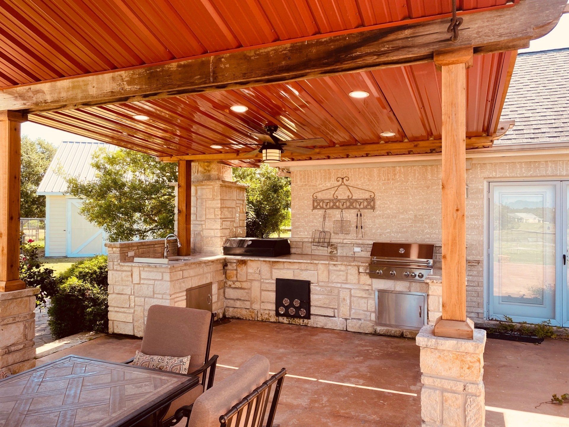 Outdoor Kitchens