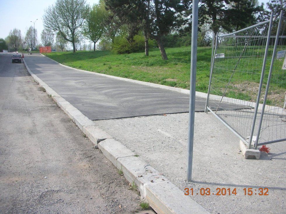 satrada rinnovata dopo lavoro di cantiere