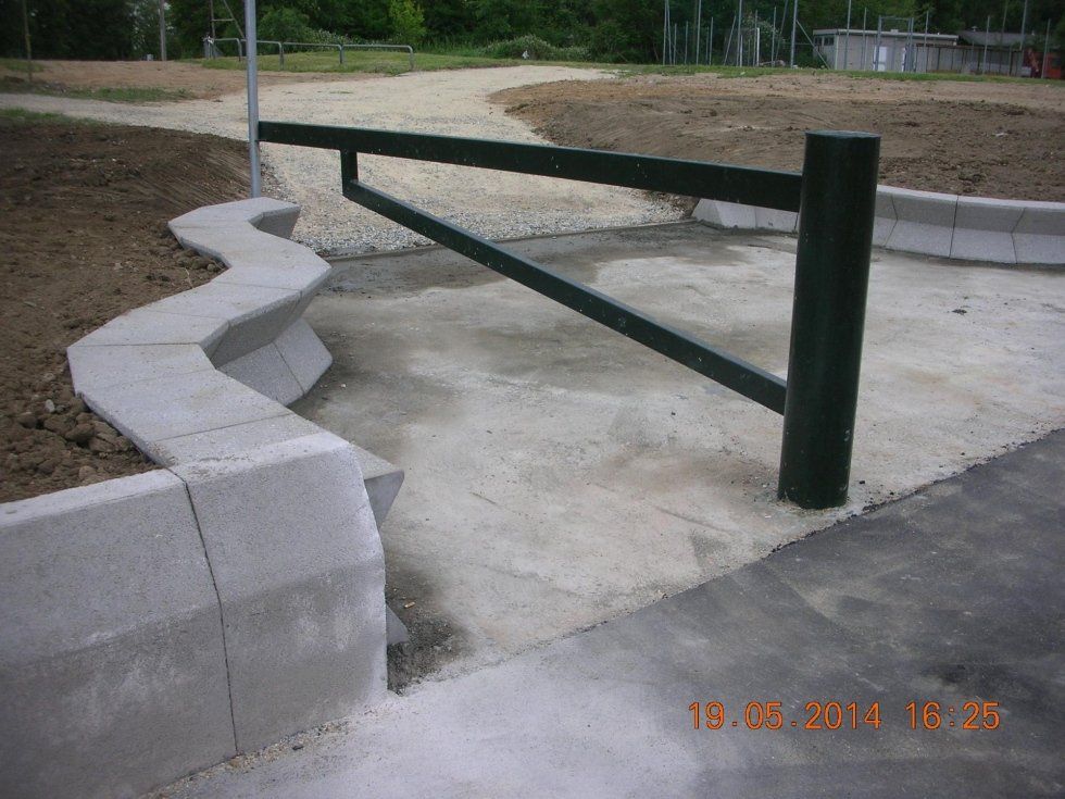 rifacimento di ingresso ad abitazione privata